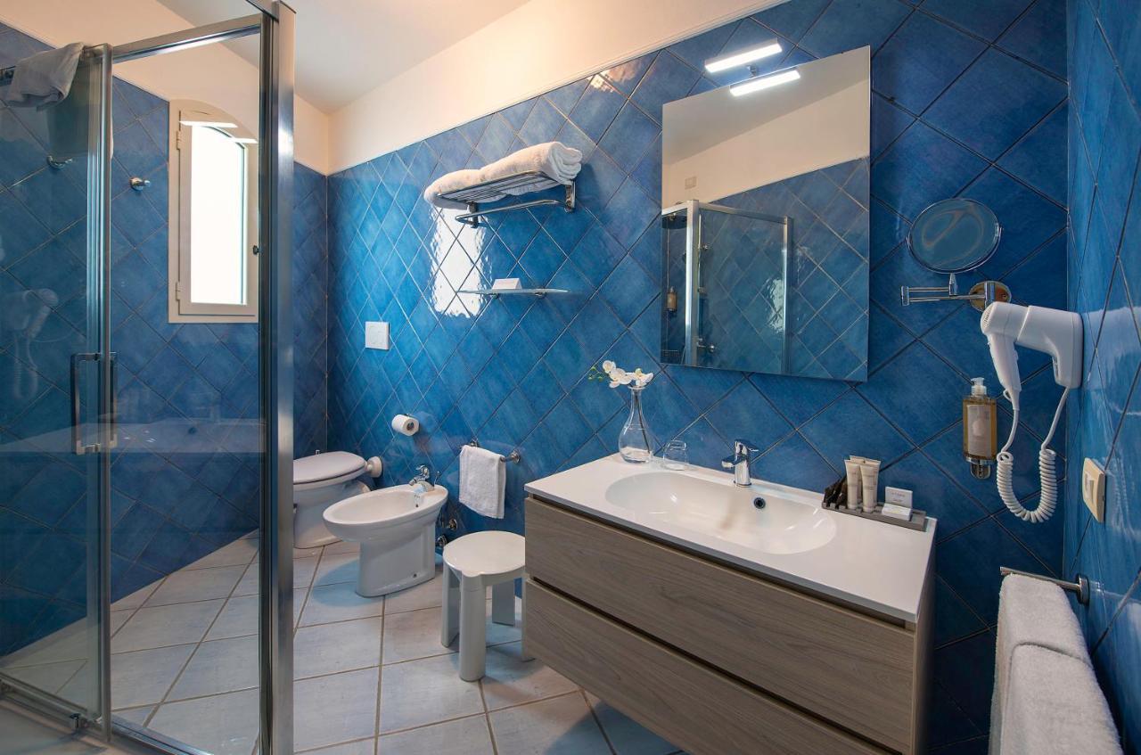 Boutique Hotel Su Sergenti Villasimius Esterno foto