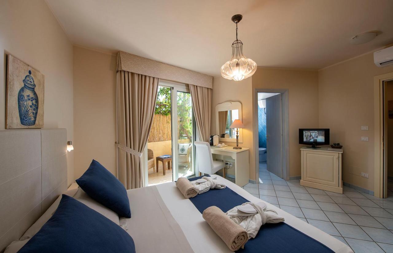Boutique Hotel Su Sergenti Villasimius Esterno foto