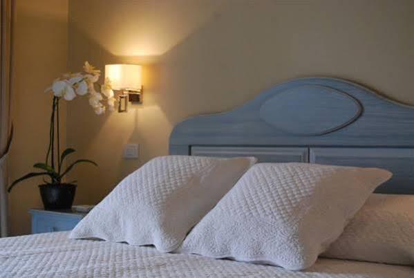 Boutique Hotel Su Sergenti Villasimius Esterno foto