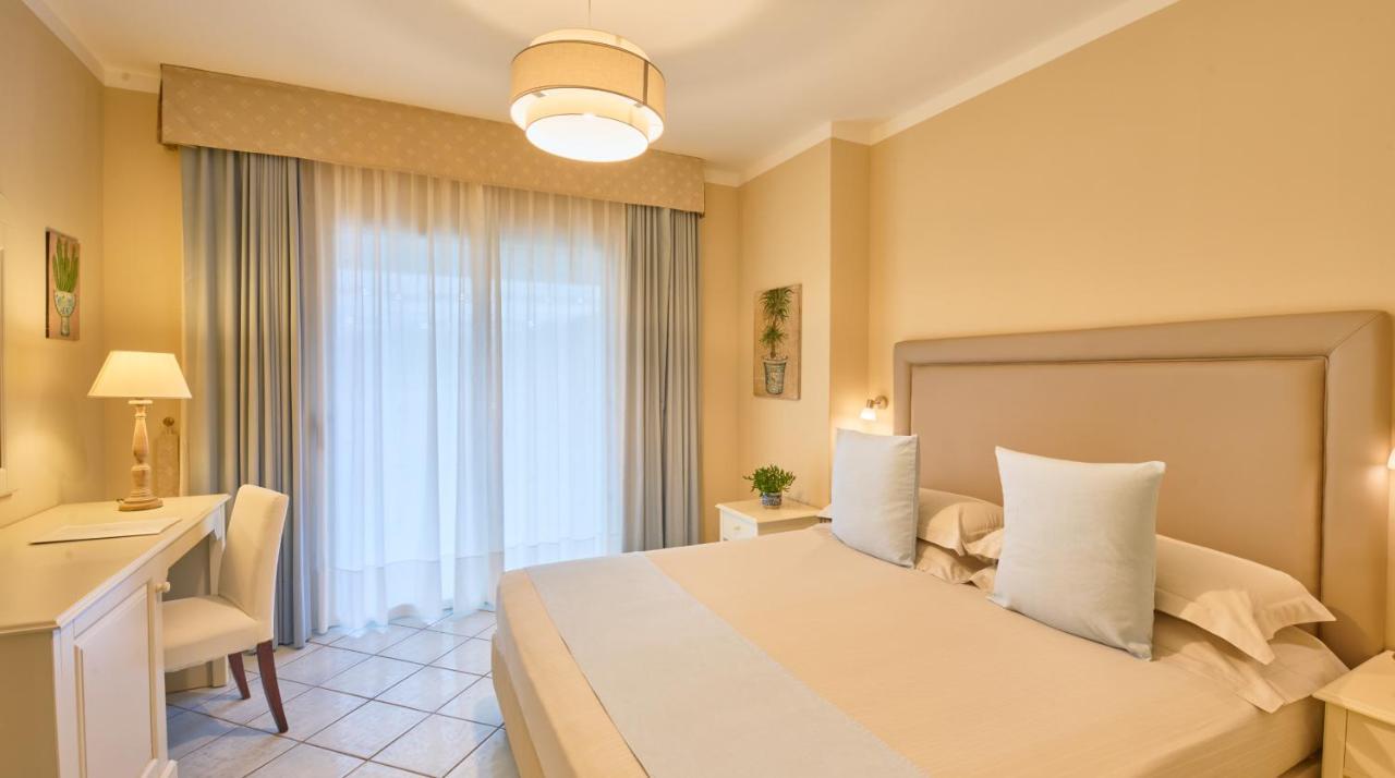 Boutique Hotel Su Sergenti Villasimius Esterno foto